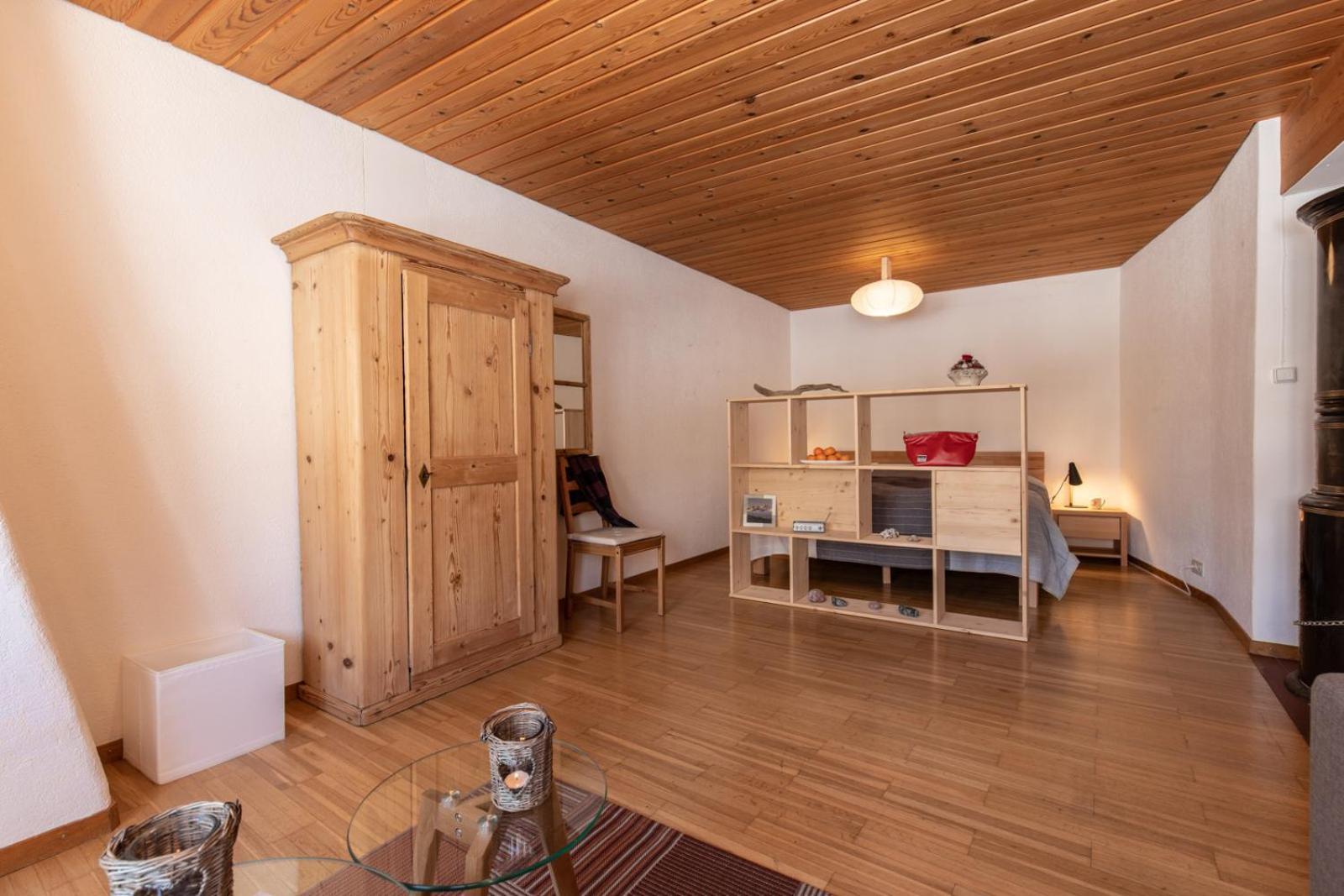Ferienwohnung Chasa Curasch Scuol Exterior foto