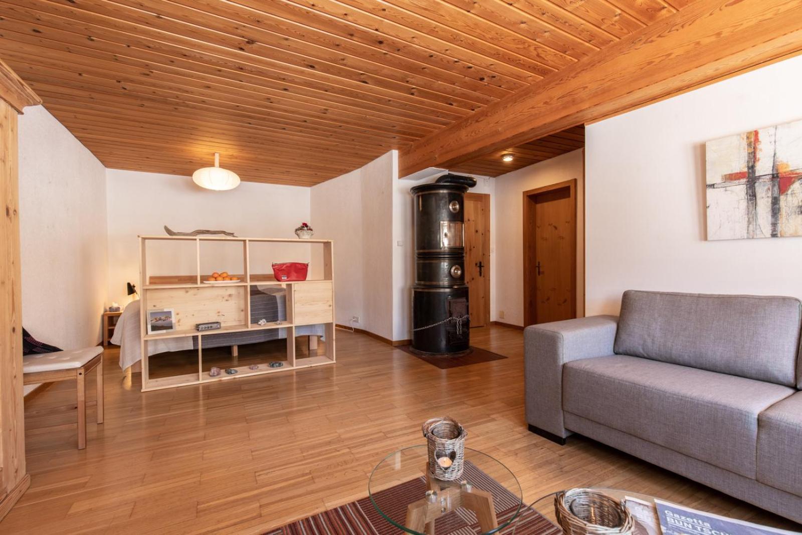 Ferienwohnung Chasa Curasch Scuol Exterior foto